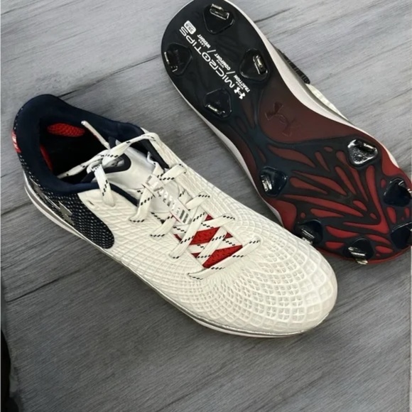 Under Armour Women's Gylde 2.0 MT LE Softball Cleats white red blue USA size 9.5 - Picture 1 of 5
